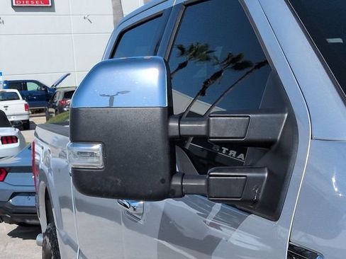 Certified 2019 Ford F250 XLT w/ XLT Premium Package AWD/4WD image 11