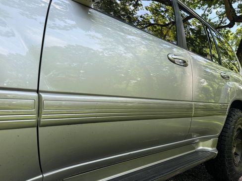 Used 2001 Toyota Land Cruiser AWD/4WD image 24