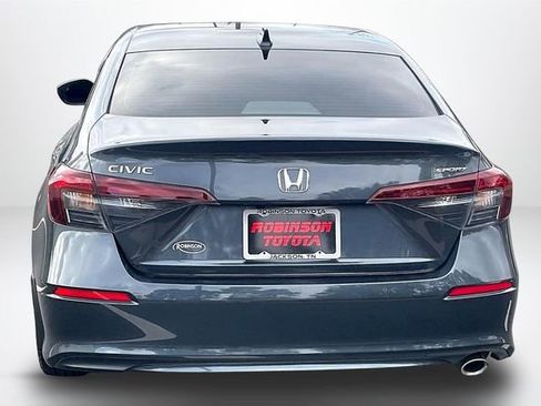 Used 2025 Honda Civic Sport image 4