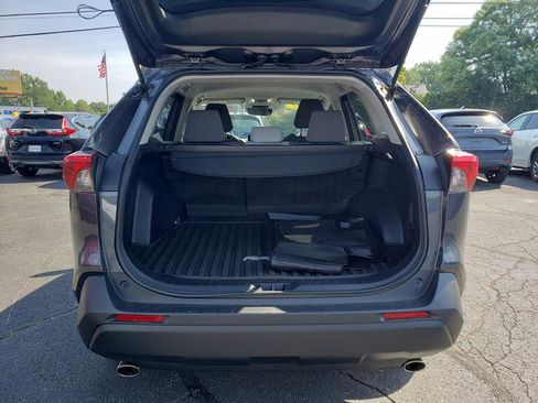 Used 2022 Toyota RAV4 XLE image 7