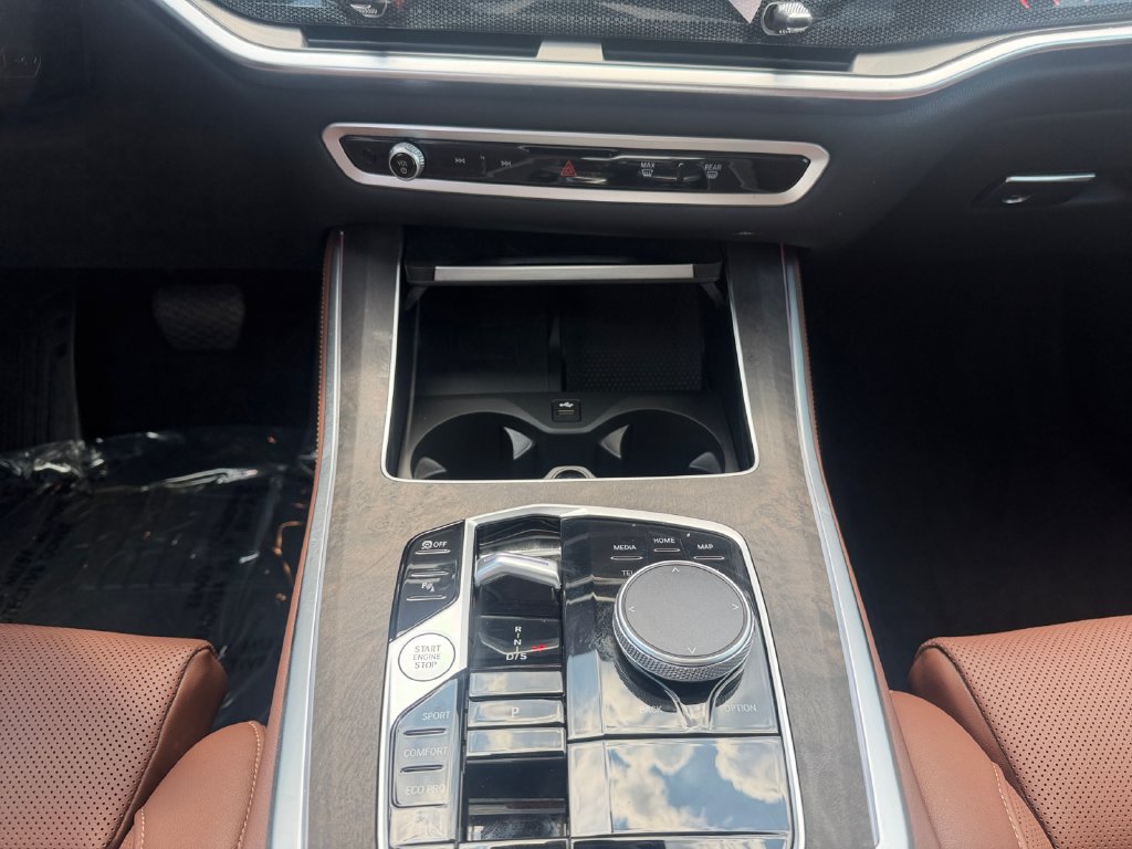 Used 2024 BMW X5 sDrive40i w/ Premium Package RWD image 11