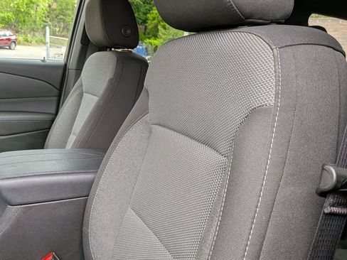 Used 2023 Chevrolet Traverse LT AWD/4WD image 17