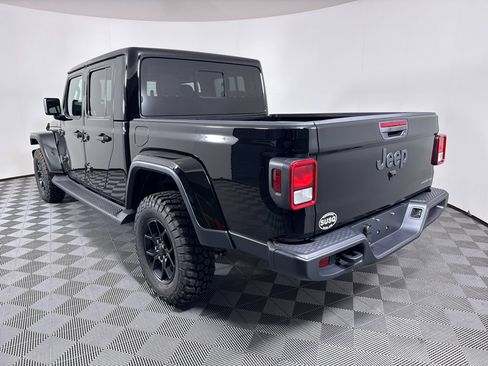 New 2025 Jeep Gladiator Sport image 15