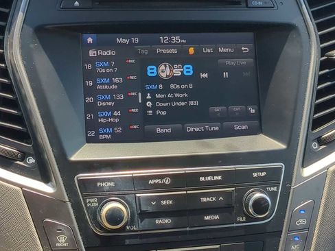 Used 2018 Hyundai Santa Fe Sport w/ 2.4L Value Package 02 FWD image 19