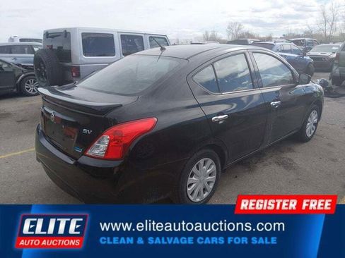 Used 2015 Nissan Versa SV image 7