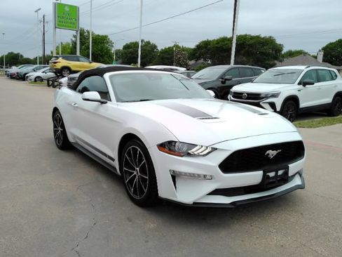 Used 2021 Ford Mustang Premium w/ Equipment Group 201A RWD image 5