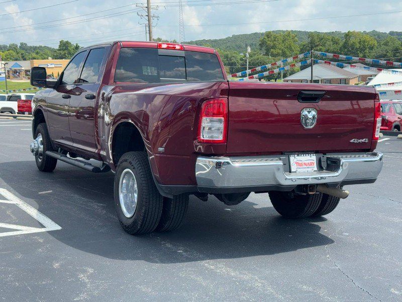 Used 2024 RAM 3500 Tradesman w/ Chrome Appearance Group AWD/4WD image 6