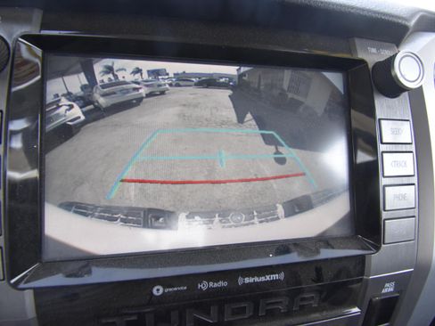 Used 2021 Toyota Tundra SR5 w/ SR5 Upgrade Package RWD image 8