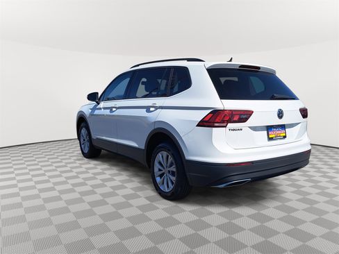 Used 2020 Volkswagen Tiguan S image 7