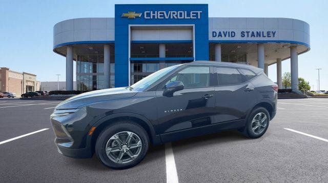 New 2026 Chevrolet Blazer LT w/ Convenience Package FWD image 4