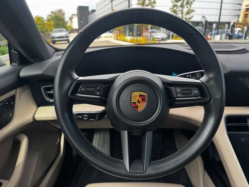 Certified 2022 Porsche Taycan 4S AWD/4WD image 18