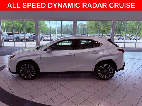Used 2025 Lexus UX 300h FWD w/ Accessory Package (Z1) image 4
