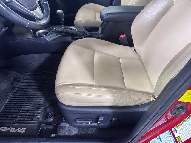 Used 2015 Toyota RAV4 Limited AWD/4WD image 10