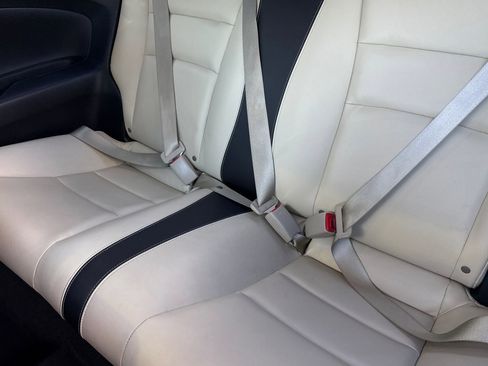 Used 2017 Honda Accord EX-L image 27