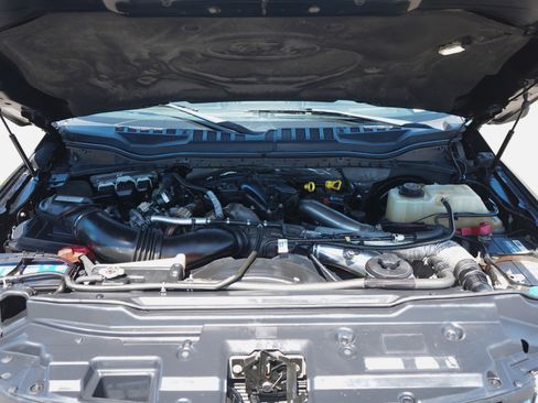 Used 2018 Ford F250 Platinum w/ Platinum Ultimate Package AWD/4WD image 30