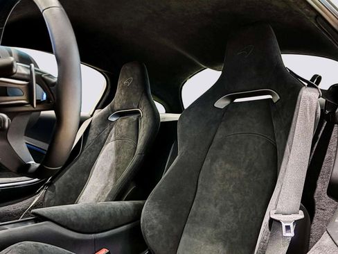 New 2026 McLaren Artura image 16