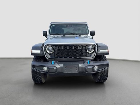 Used 2024 Jeep Wrangler Unlimited AWD/4WD image 2