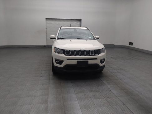 Used 2019 Jeep Compass Latitude w/ Popular Equipment Group AWD/4WD image 14