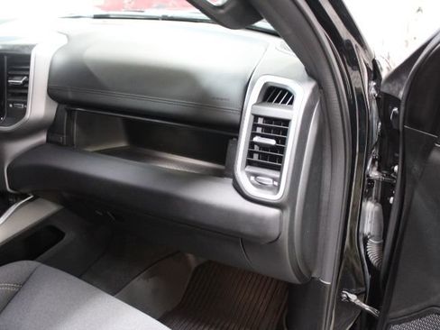 Used 2022 RAM 1500 Big Horn image 25