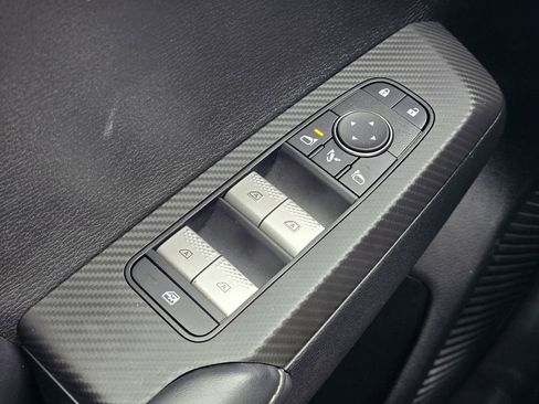 Used 2024 Mitsubishi Outlander SE image 23