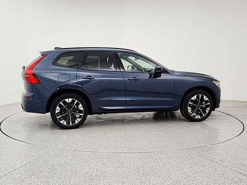 New 2026 Volvo XC60 B5 Plus w/ Climate Package image 4
