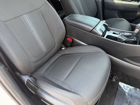 Used 2025 Hyundai Tucson SEL AWD/4WD image 21