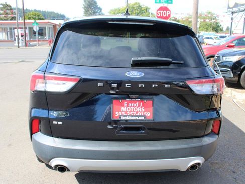 Used 2021 Ford Escape SE FWD image 5