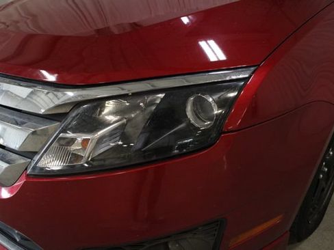 Used 2010 Ford Fusion SE FWD image 31