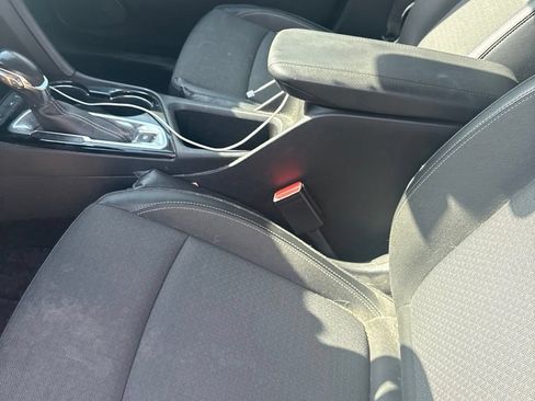 Used 2021 Buick Encore GX Preferred FWD image 9
