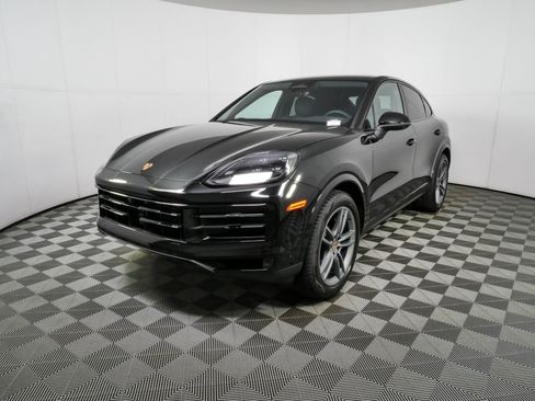 New 2026 Porsche Cayenne Coupe AWD/4WD image 1