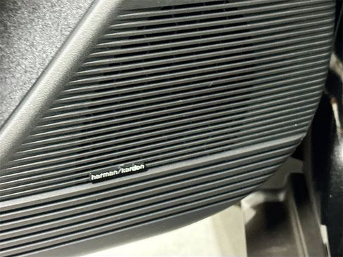 New 2026 Subaru Outback Limited image 17