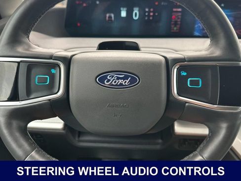 Used 2025 Ford Expedition Active AWD/4WD image 31