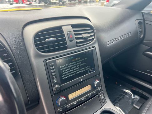 Used 2006 Chevrolet Corvette Coupe w/ Preferred Equipment Group image 32