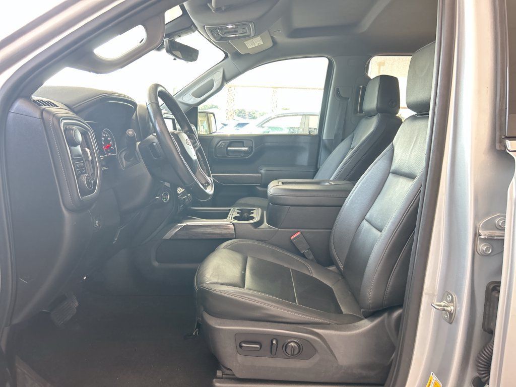 Used 2021 Chevrolet Silverado 1500 LTZ w/ Technology Package RWD image 9