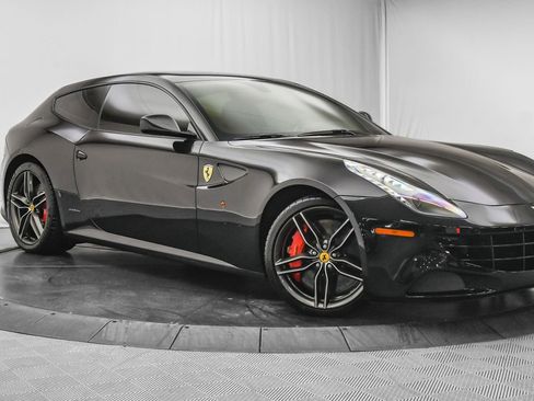 Certified 2016 Ferrari FF image 2