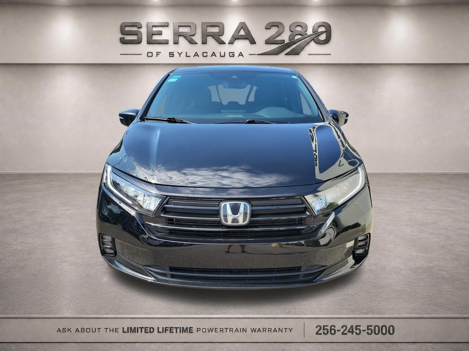 Used 2023 Honda Odyssey Sport image 2