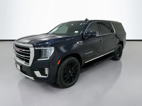Certified 2023 GMC Yukon XL SLT w/ SLT Luxury Package RWD image 3