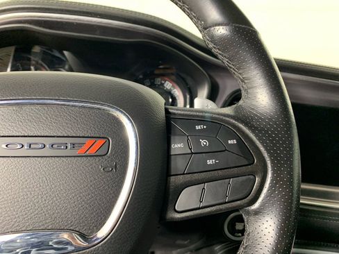 Used 2022 Dodge Challenger R/T w/ Plus Package image 20