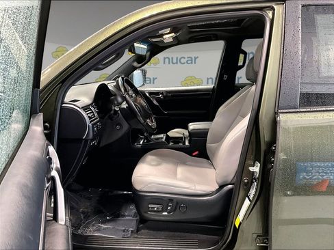 Used 2023 Lexus GX 460 w/ Black Line Special Edition image 12