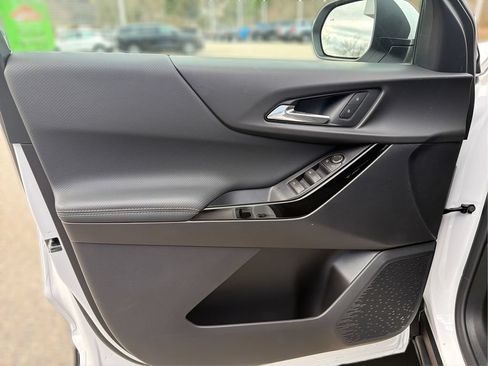 New 2026 Chevrolet Equinox LT w/ Safety and Technology Package FWD image 20