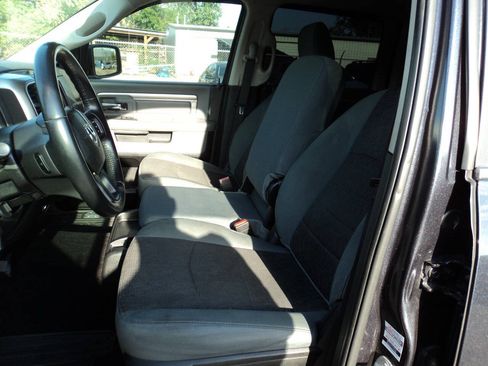 Used 2018 RAM 1500 Lone Star RWD image 14