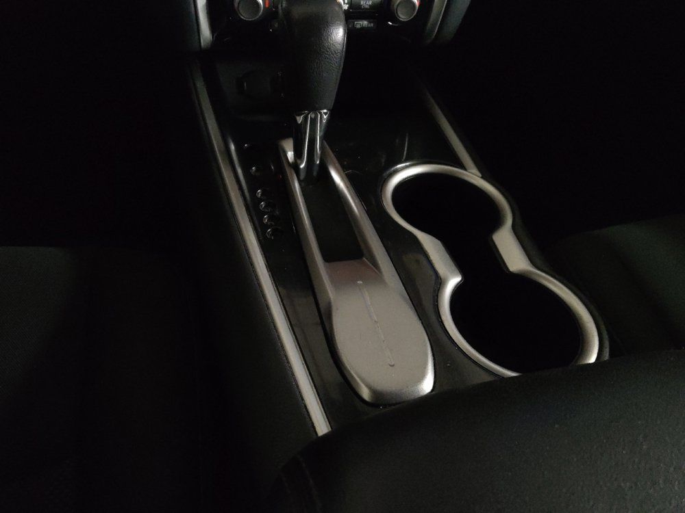 Used 2020 Nissan Pathfinder SV FWD image 26