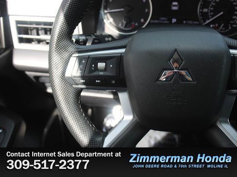 Used 2024 Mitsubishi Outlander SE AWD/4WD image 13