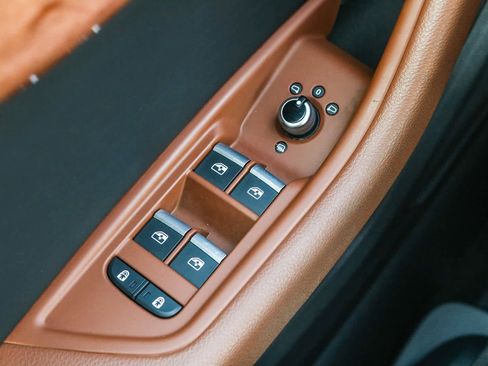 Used 2022 Audi A4 2.0T Premium w/ Convenience Package image 31