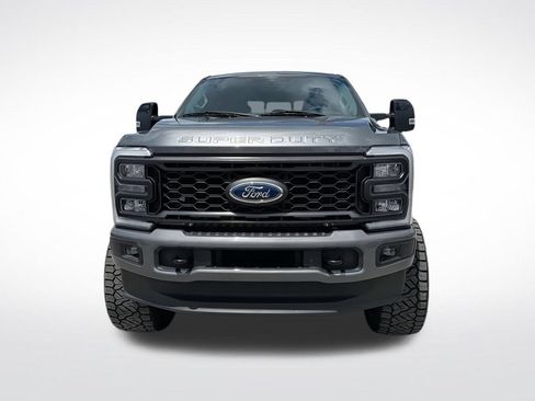 Used 2024 Ford F250 Lariat w/ Sport Appearance Package AWD/4WD image 3