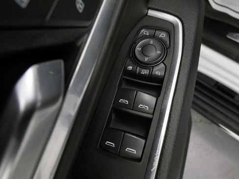 Used 2025 GMC Sierra 3500 Denali w/ Denali Reserve Package AWD/4WD image 15