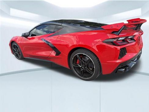 Used 2022 Chevrolet Corvette Stingray Premium Cpe w/ Z51 Performance Package RWD image 6
