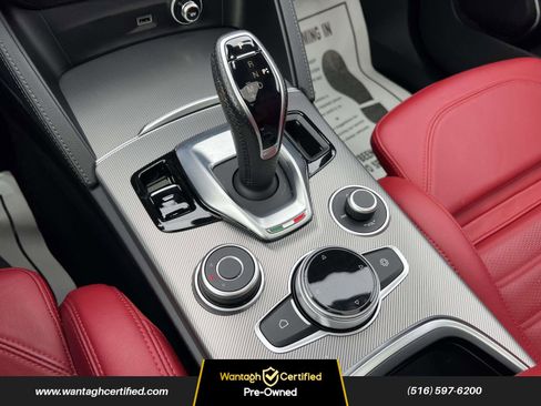 Used 2023 Alfa Romeo Stelvio Veloce image 22