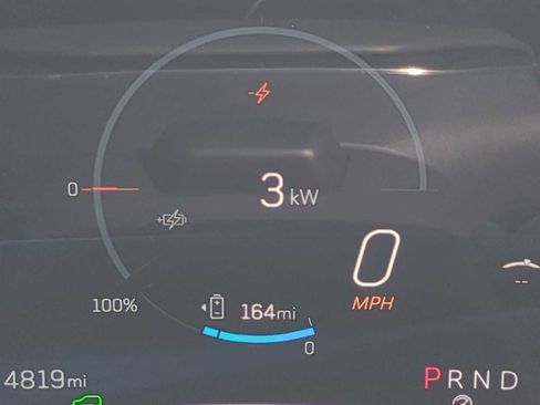 Used 2025 Cadillac Lyriq Sport image 17