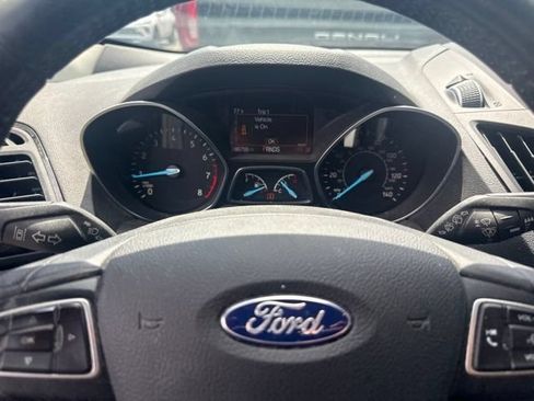 Used 2018 Ford Escape SEL w/ Ford Safe & Smart Package AWD/4WD image 11
